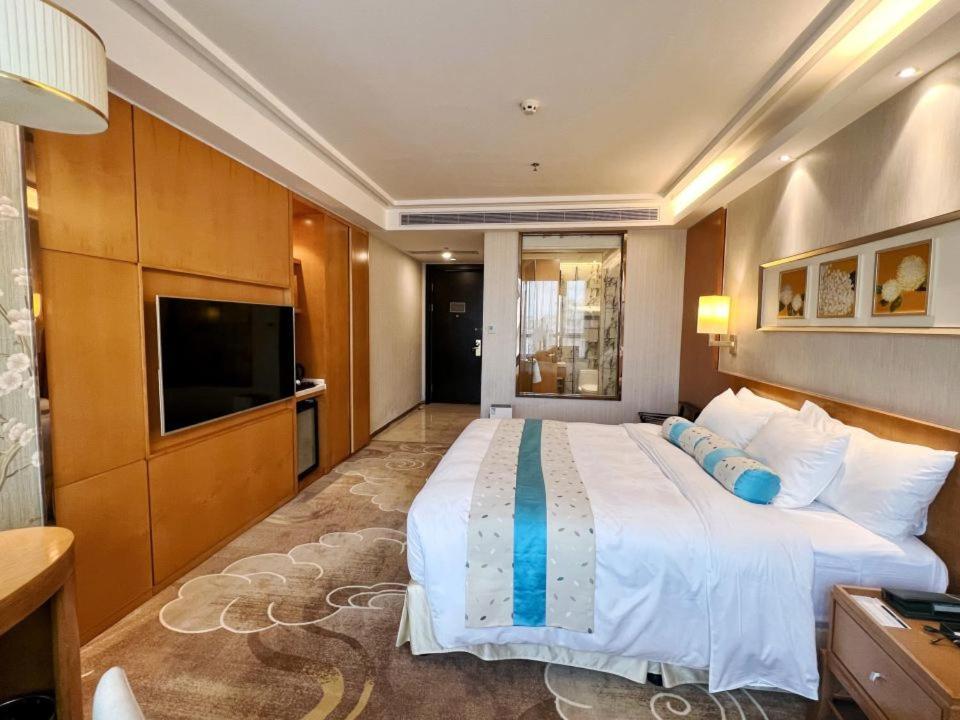 Menshine Gloria Plaza Hotel Shantou Exterior foto